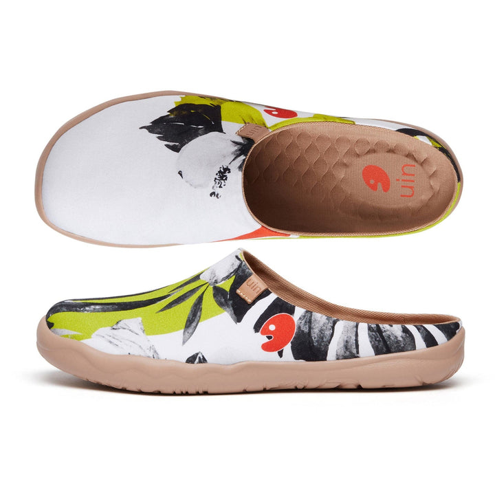 UIN Footwear Men Hibiscus in Full Bloom Malaga Slipper Men Canvas loafers