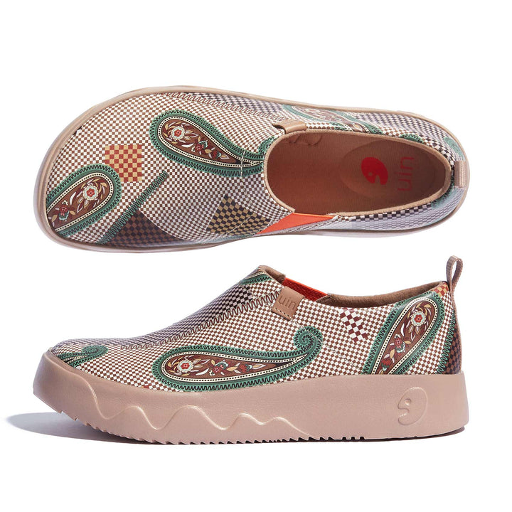 UIN Footwear Women Paisley Check II Toledo IX Women Canvas loafers