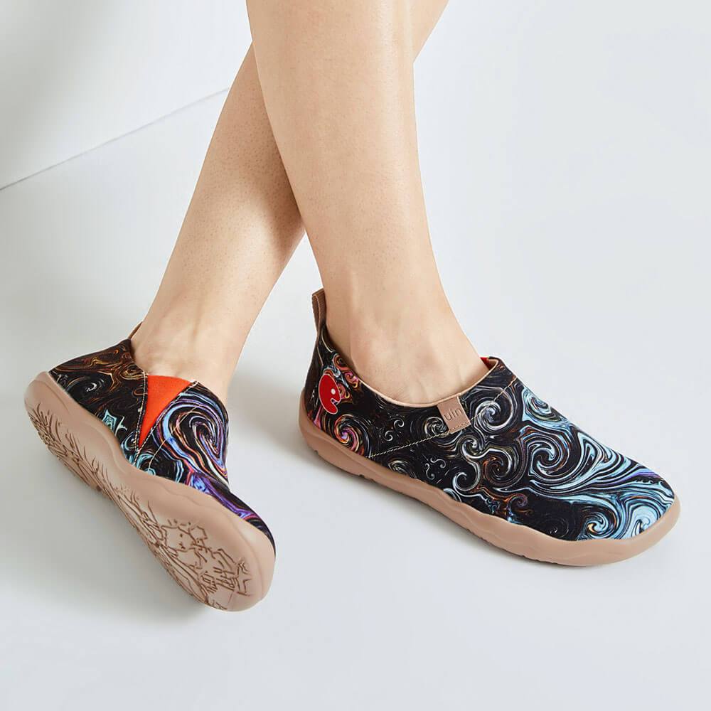 UIN Footwear Women STARRY NIGHT-Canada Local Delivery Canvas loafers