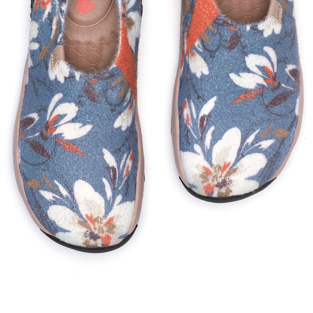 UIN Footwear Women Tranquil Flowers Toledo XI Women Canvas loafers