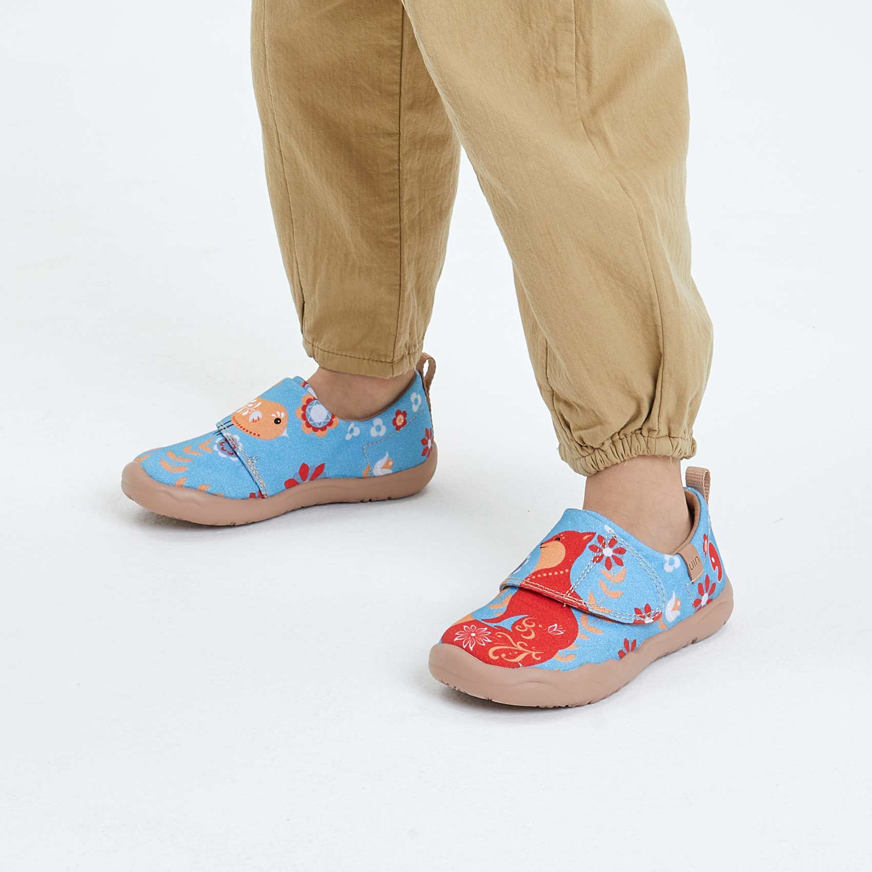 UIN Footwear Kid First Blush Toledo I Kid Canvas loafers