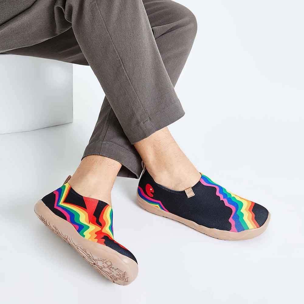 UIN Footwear Men Rainbow Love Black Men Canvas loafers