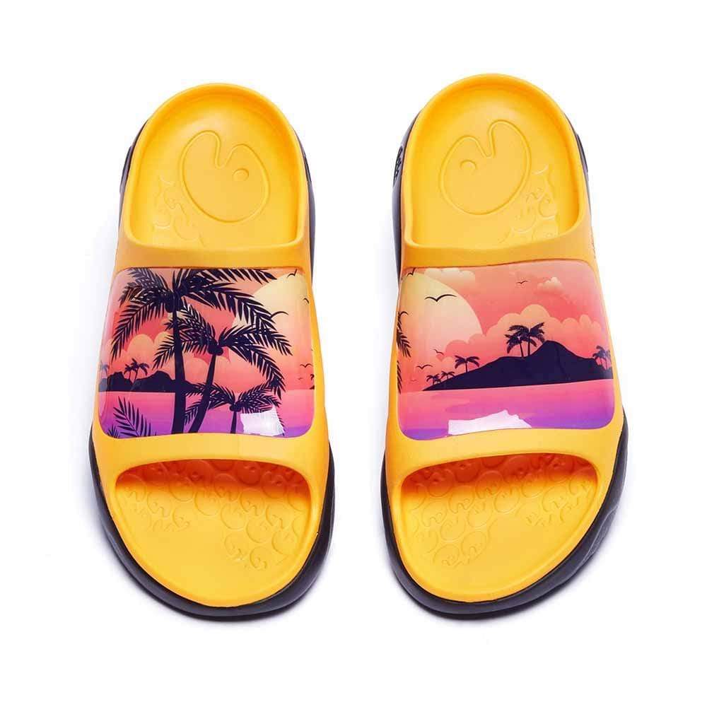 UIN Footwear Men Romantic Island Ibiza Slides Canvas loafers