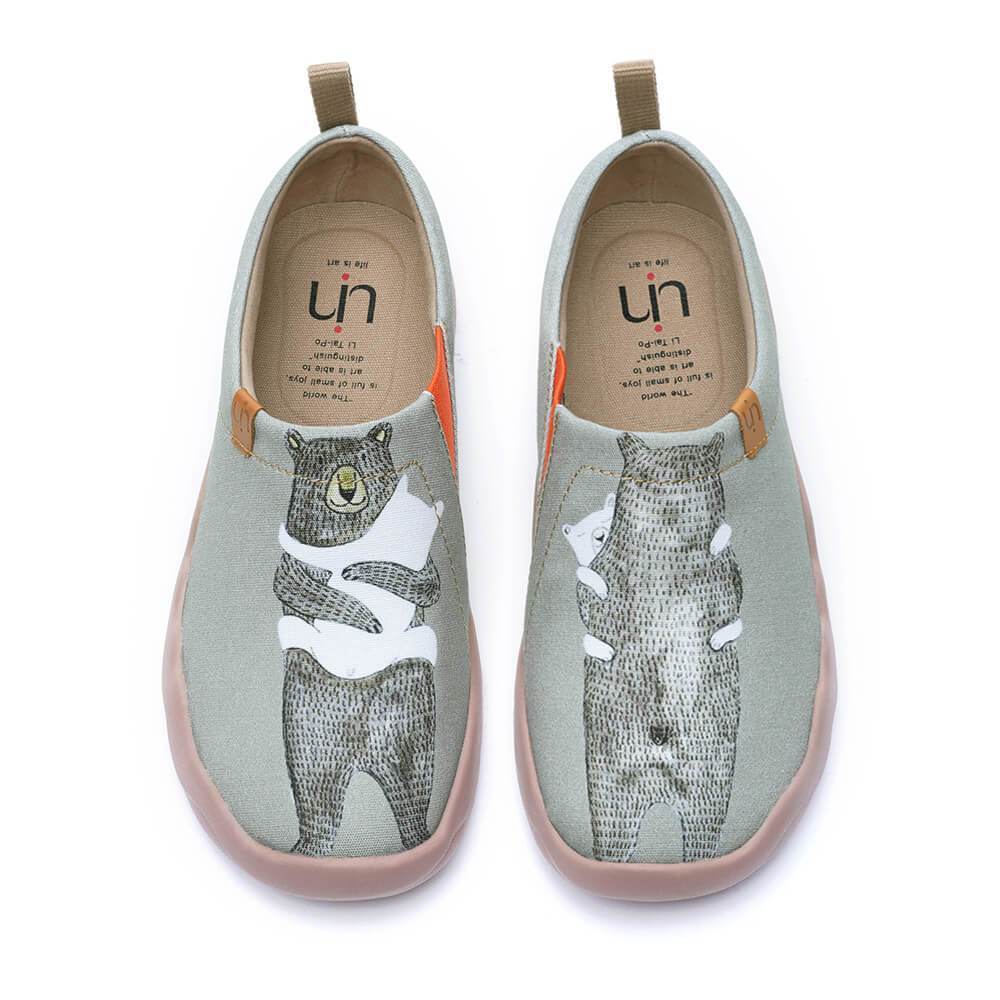 UIN Footwear Women BEAR'S HUG Canvas loafers