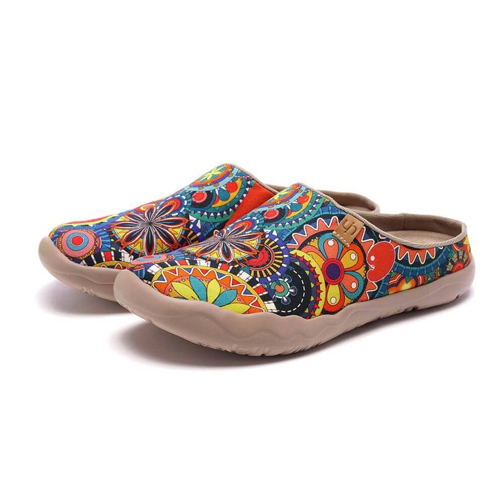 UIN Footwear Women Blossom Slipper-US Local Delivery Canvas loafers