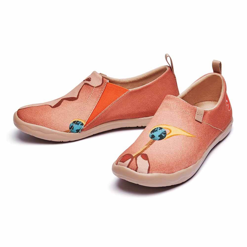 UIN Footwear Women Don't Blow It Out Canvas loafers