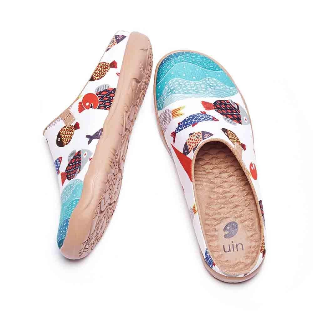 UIN Footwear Women Happy Fish Women Slipper-US Local Delivery Canvas loafers