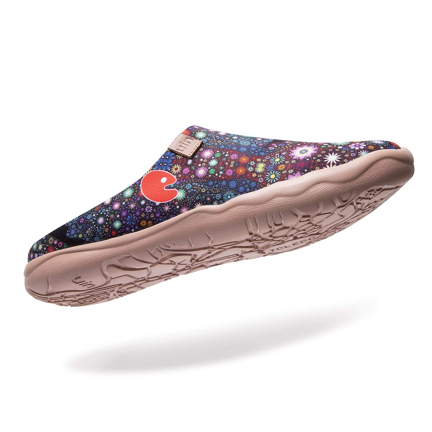 UIN Footwear Women Pray for Goodness Slipper-US Local Delivery Canvas loafers