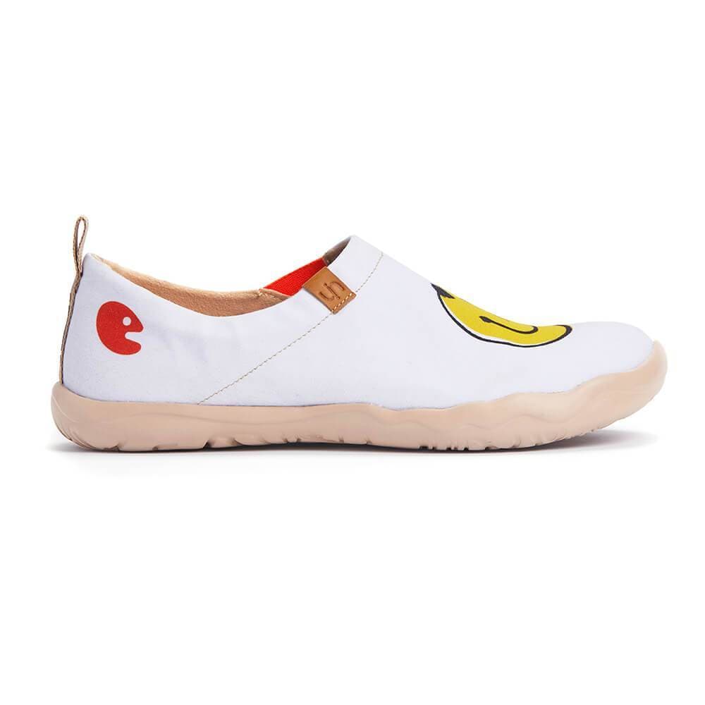 UIN Footwear Women Smiley Canvas Canvas loafers