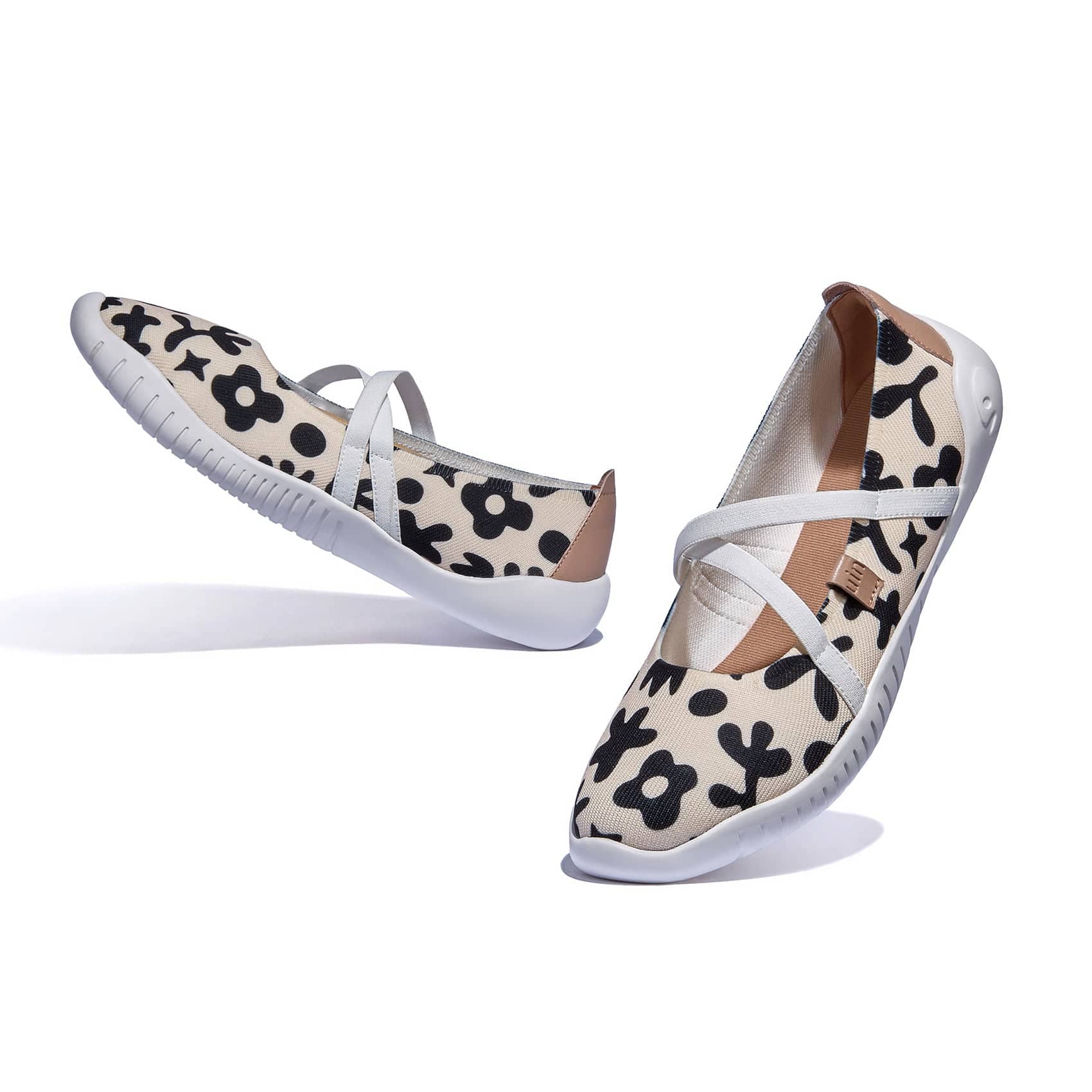 UIN Footwear Women Spotted Flowers Menorca VII Women Canvas loafers