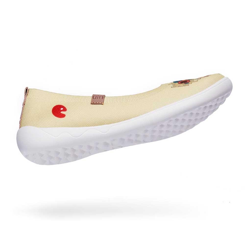 UIN Footwear Women Wildflower Valencia Canvas loafers