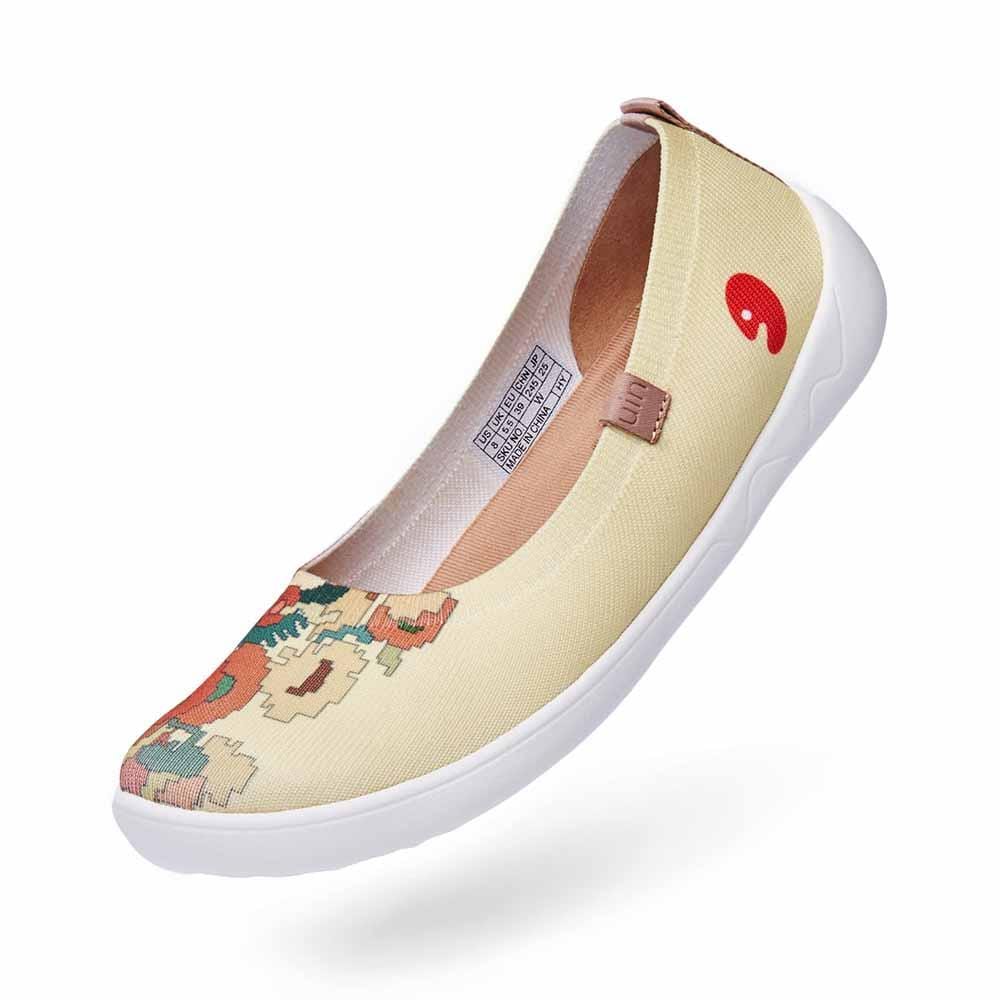 UIN Footwear Women Wildflower Valencia Canvas loafers